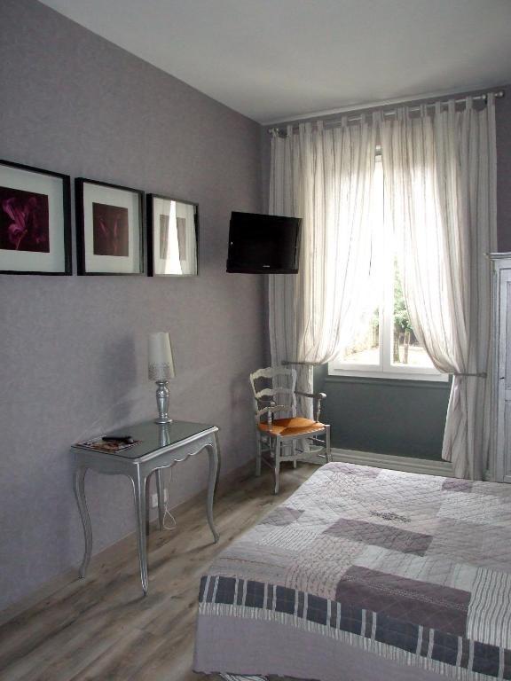 Logis Hotel L'Occitan 2 Etoiles Gaillac Oda fotoğraf