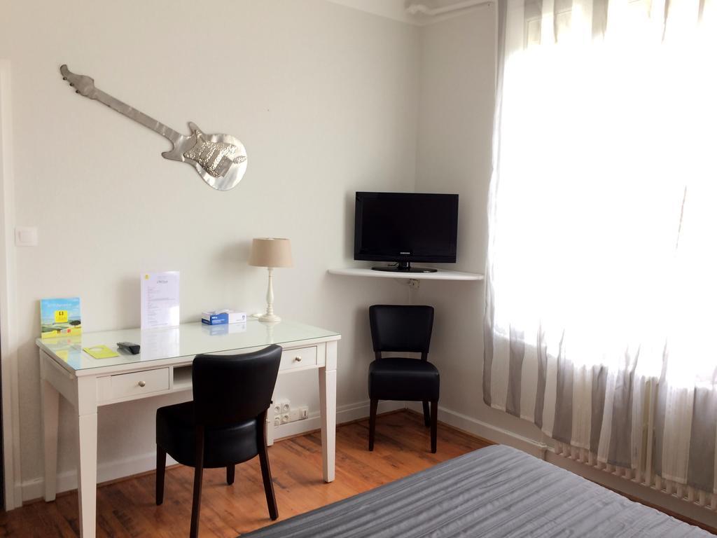 Logis Hotel L'Occitan 2 Etoiles Gaillac Dış mekan fotoğraf