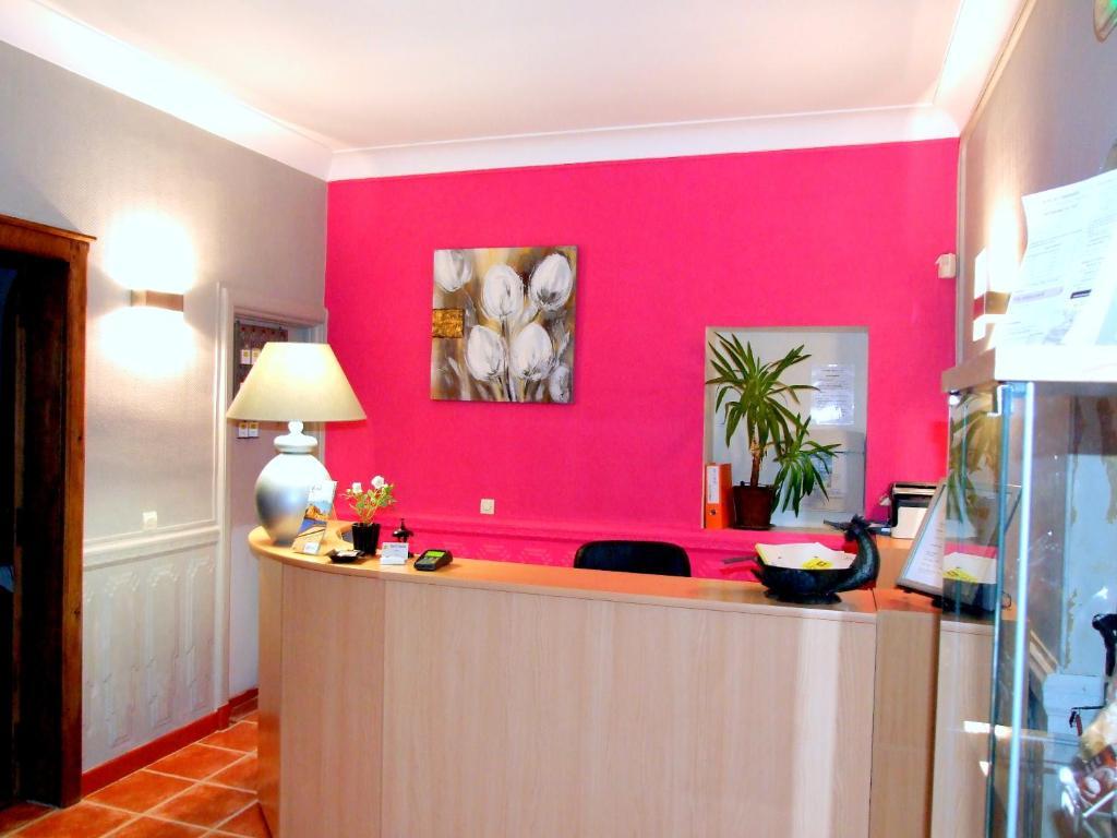 Logis Hotel L'Occitan 2 Etoiles Gaillac Dış mekan fotoğraf